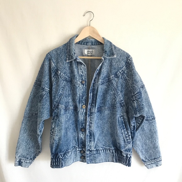 Vintage Jackets & Blazers - Vintage 90's Avenue 232 Acid Wash Denim Jacket L